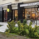 Ion Mihalache  Spatiu comercial modern